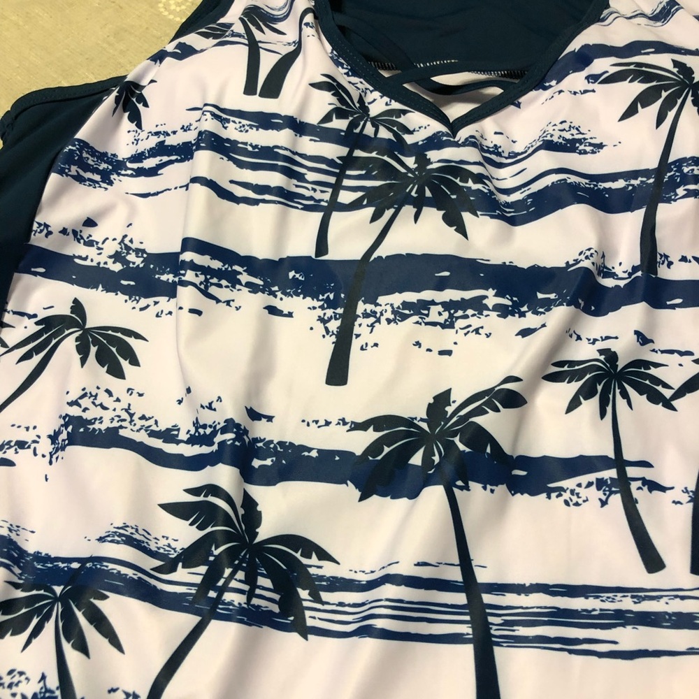 Bathing suit , never worn . It’s a 2 piece with a matching bottom. - Picture 4 of 8